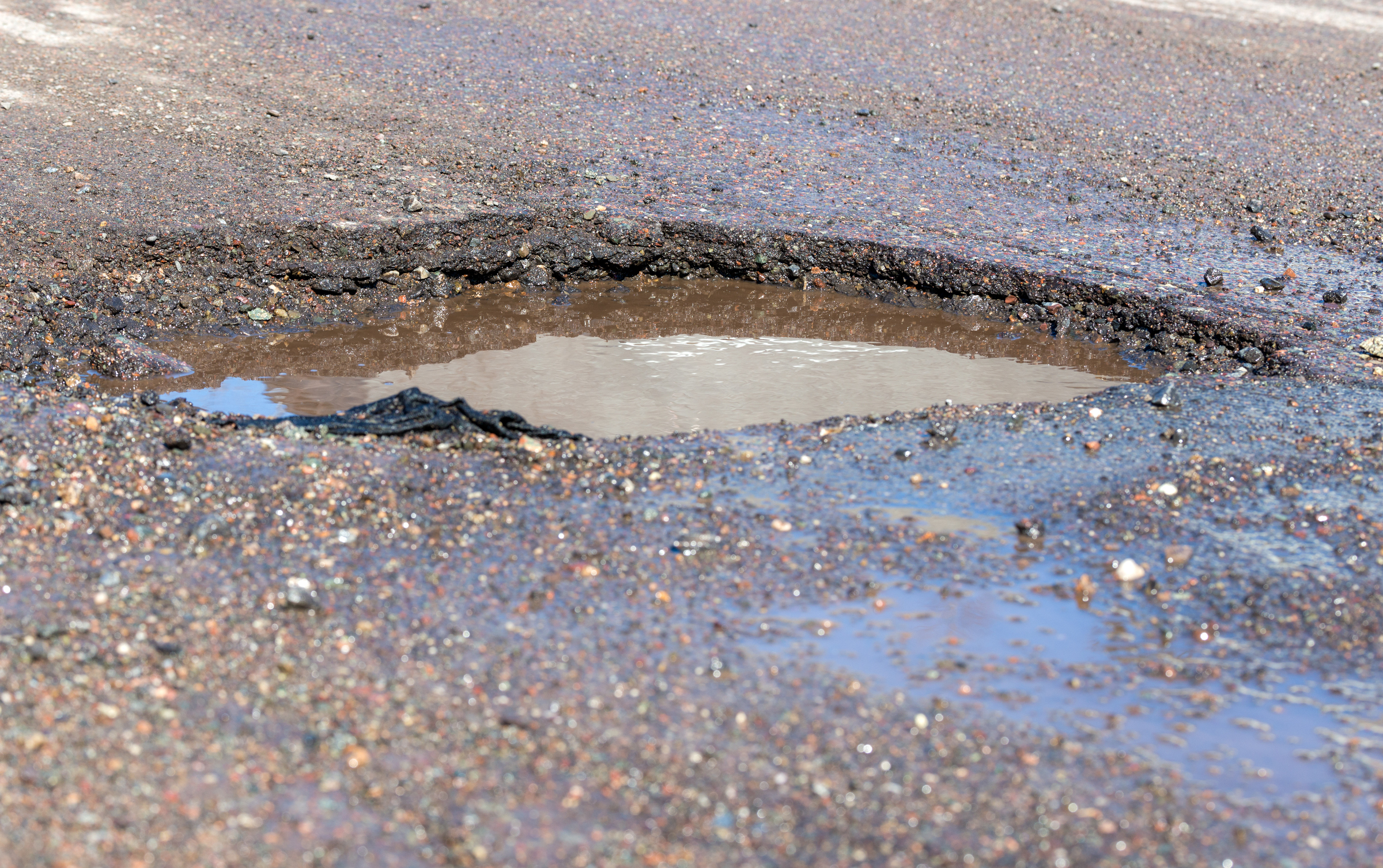 pothole-low-6.jpg