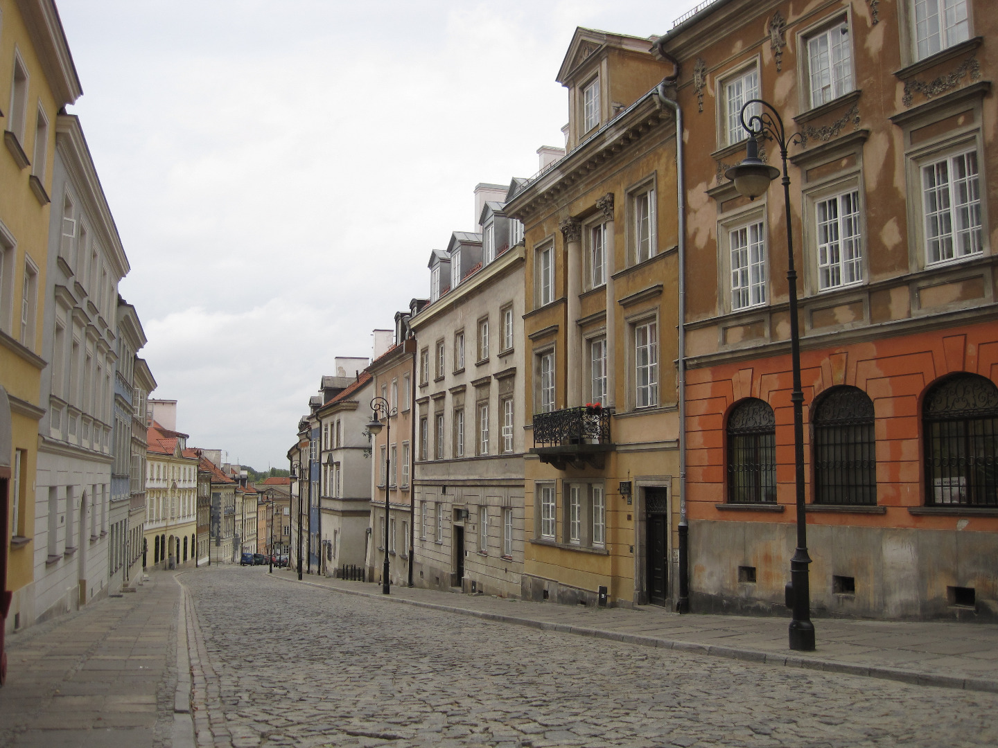 SFTW83StreetsOfWarsaw.JPG