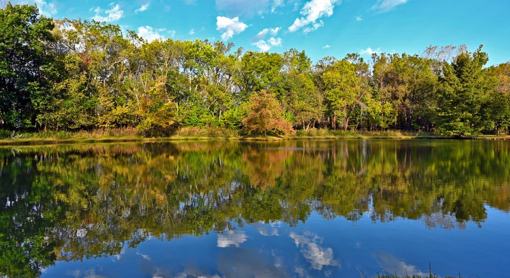 Leawood Pond DSC_4030 for Adobe.jpg