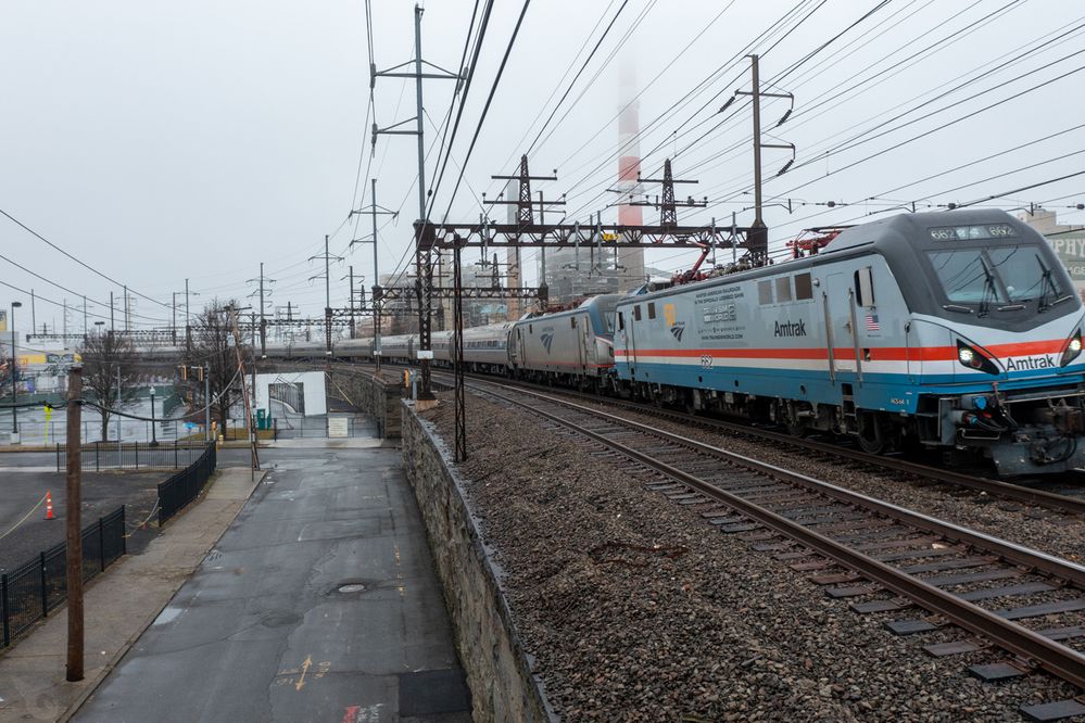 Amtrak train 99 with 662 Jenkins Bridgeport 01-01-22 cropped 1400px.jpg