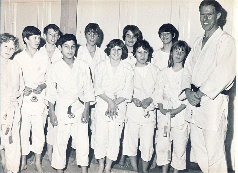 Judo-group---1-copy.gif