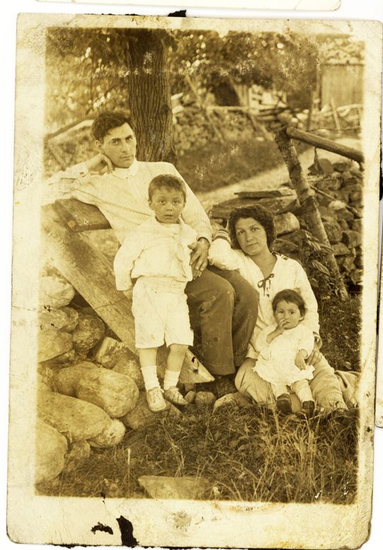 Old-Family23.jpg
