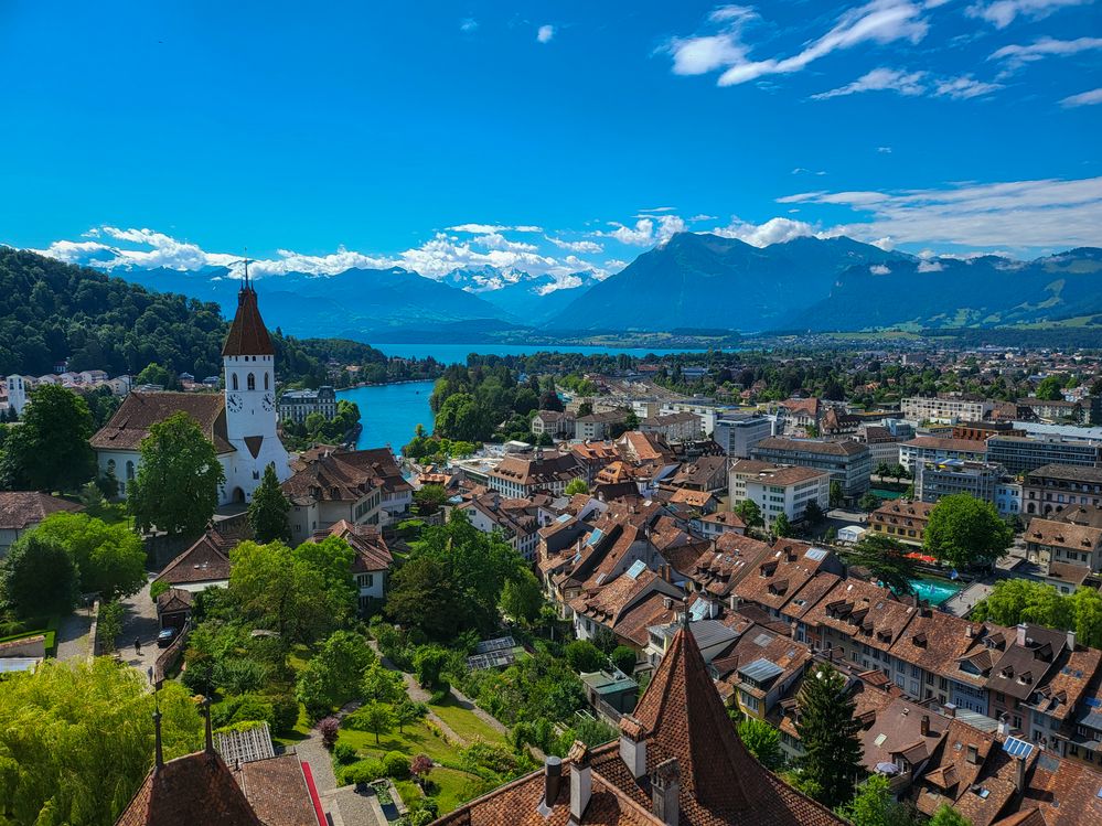 Thun1.jpg