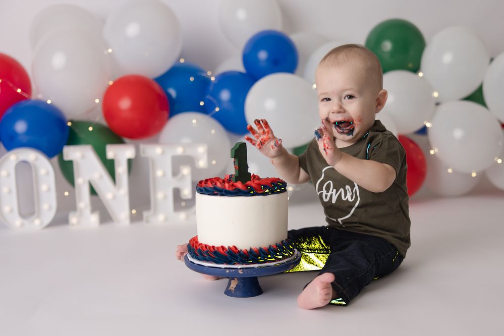 KristeenMarie-Photography-cake-smash-2039.jpg