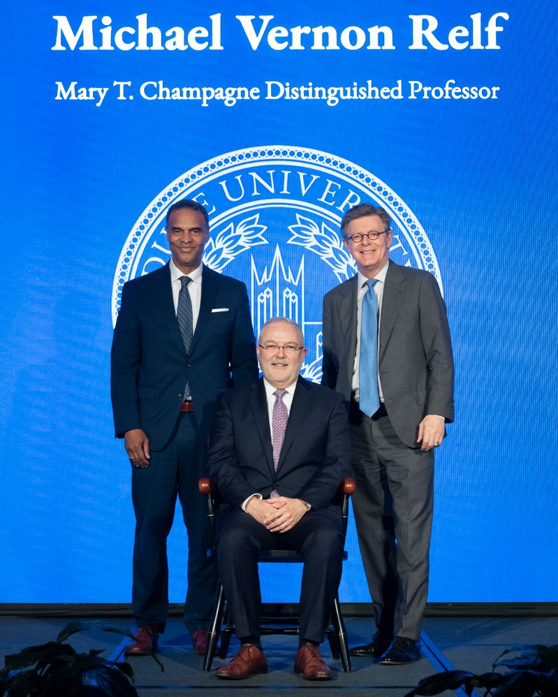 06424_distinguished_faculty001.jpg