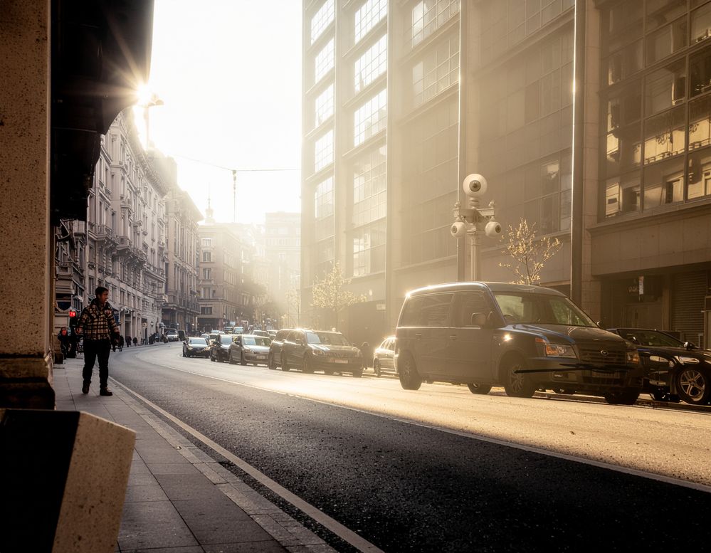 SFTW242-Firefly_city-street,-afternoon-light-at-top-left,-medium-shot,-35-mm-lens-721952.jpg