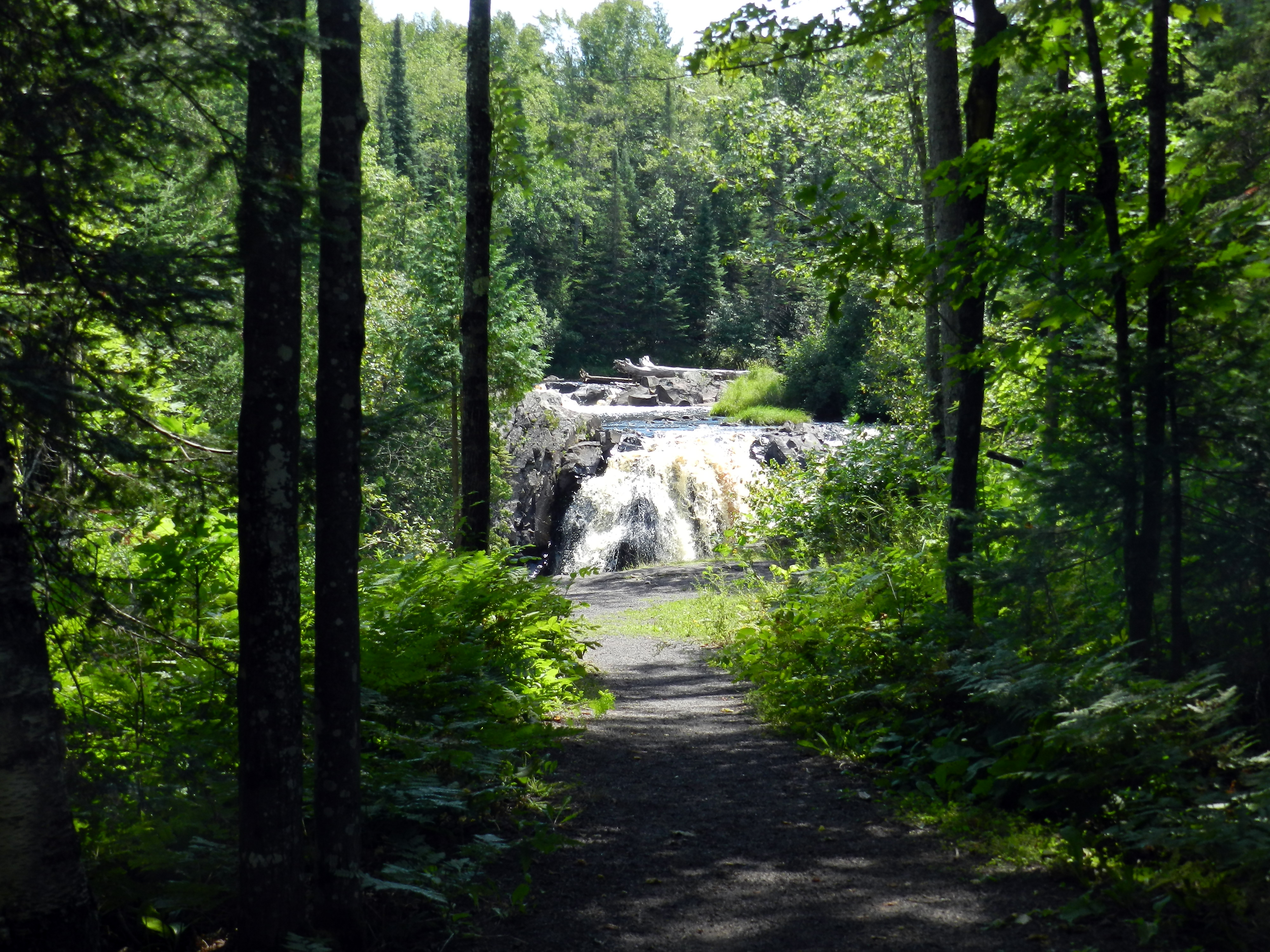 path-to-waterfall.jpg